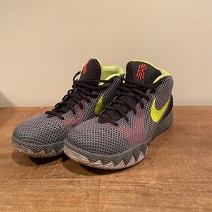Nike Kyrie 1’s